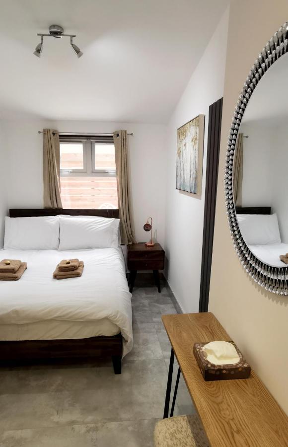 Luxury London Garden Home Sleep 7, 2 Mins To Metro Exterior foto